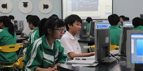 熱烈祝賀我校選手榮獲2017年全國職業(yè)院校技能大賽“計(jì)算機(jī)輔助設(shè)計(jì)(工業(yè)產(chǎn)品CAD)”項(xiàng)目三等獎(jiǎng)